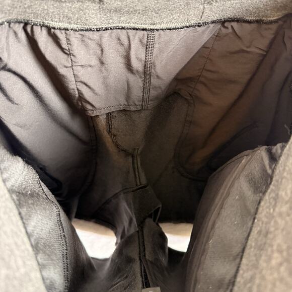 Lululemon City Sweat Shorts Men's XL Dark Grey Heather 9.5 Inseam Gym Workout - Picture 12 of 13